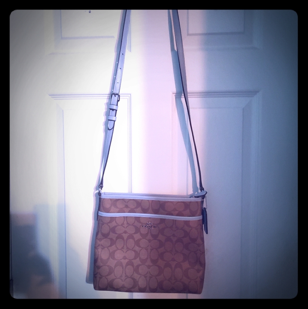 Authentic coach crossbody